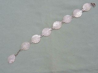 Mother of Pearl Bracelet Vintage Carved MOP Star Design Shell Ladies 5