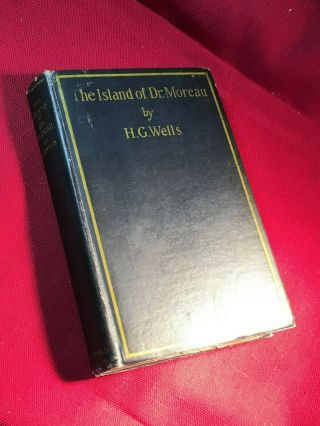 The Island Of Dr.  Moreau By H.  G.  Wells 1906