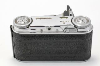 (142) Voigtlander VITO II film camera w/50/3.  5 lens,  case, 3