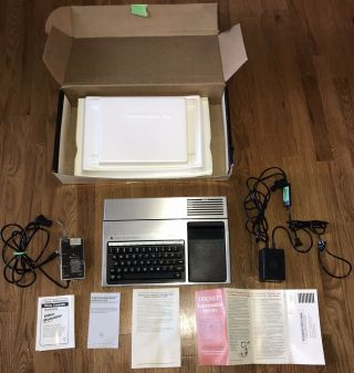 1981 Texas Instruments Ti - 99/4a Home Computer,  Accessories Powers Up