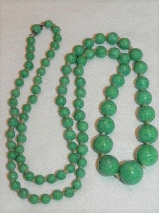 Vintage Art Deco Green Peking Glass Bead 31 1/2 " Flapper Necklace Hand - Knotted
