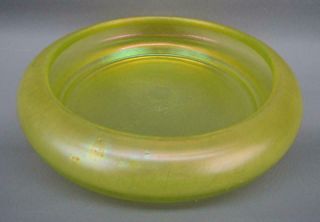 Diamond Stretch Glass Vintage 1920s Topaz (uranium) Low Cupped 8¼ " Bowl 5237