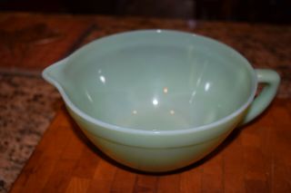 Vintage Fire King Jadeite 8” Mixing Batter Bowl With Handle