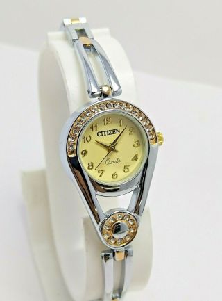 Vintage Citizen Quartz Yellow Dial Wrist Watch For Women 