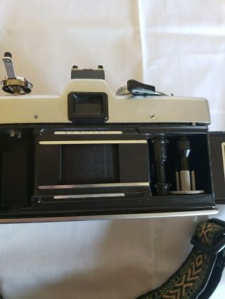Vintage Minolta SrT Mc - II With Case And Albinar 80 - 200mm lens 7