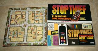 Vintage 1980 Parker Brothers Stop Thief Electronic Board Game