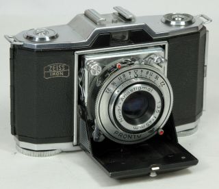 Zeiss Ikon Ikonta Camera With Novar - Anastigmat 1:3,  5 F=45 Mm Lens