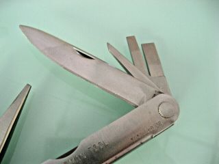 Vintage Leatherman Pocket Survival Tool with Leather Case & User ' s Guide 6
