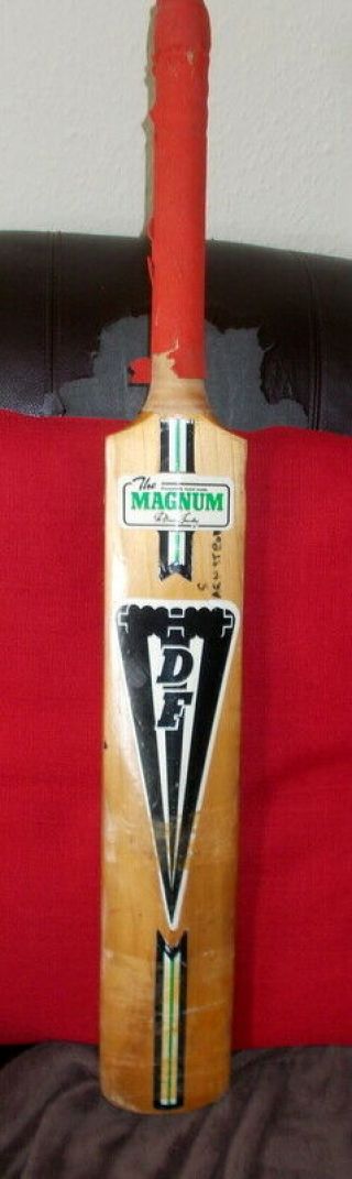 VINTAGE PROFESSIONALLY HAND MADE MAGNUM DUNCAN FEARNLEY CRICKET BAT 2