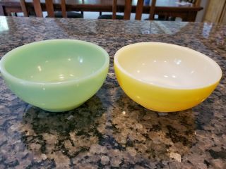 Set Of 2 Vintage Fire King Ware Jadeite Yellow 5 " Cereal Or Fruit Bowls
