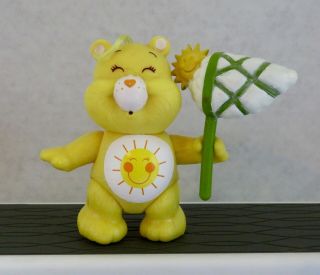 Vintage 1983 Kenner Poseable Sunshine Care Bear With Sun - Catcher Accessory