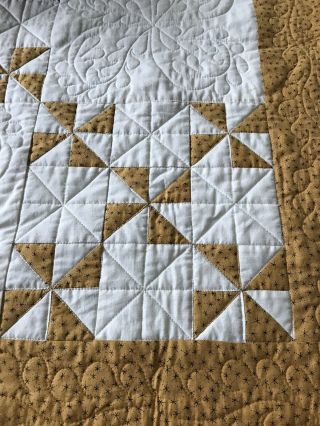 Country Farmhouse Quilt Vintage Table Runner Handmade Pieced Wall Gorgeous 5