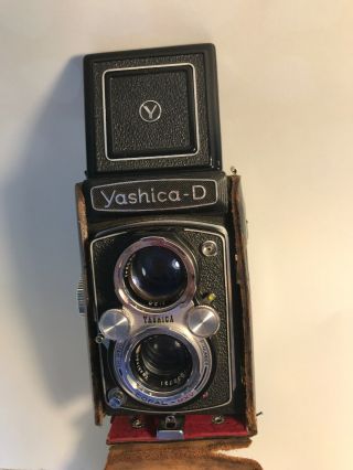 Vintage Yashica - D Japan Camera With Case 1:3.  5 80mm