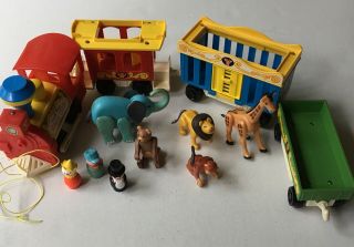 Vintage 1973 Fisher Price Little People Circus Train Playset 991 W/box Complete