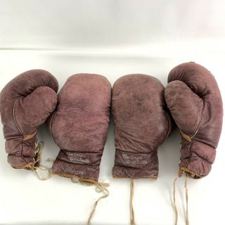2 Vintage Macgregor Gold Smith Boxing Gloves Man Cave Decor 14oz