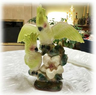 Vintage Maddux Of California Chartreuse Crested Cockatoos Figurine Two Birds