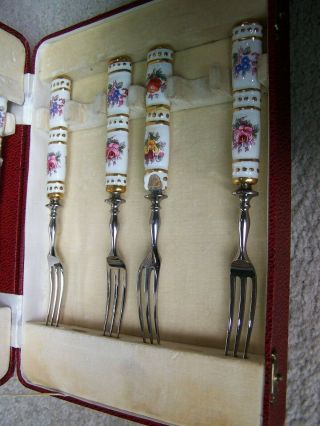 Vintage Royal Crown Derby Knife & Fork Set in Presentation Case.  England. 3