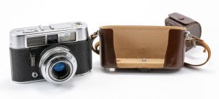 (23) Voigtlander Vito Clr Deluxe Camera W/50/2.  8 Lens ½ Case,