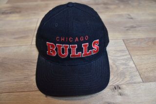 Vintage 90s Chicago Bulls Black Starter Snapback Hat 100 Wool White Tag