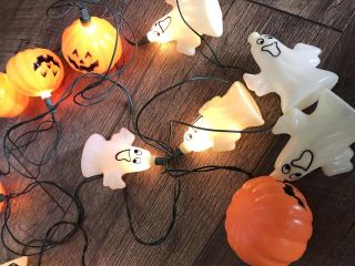 Vintage Halloween String Lights Pumpkins And Ghosts.  B6