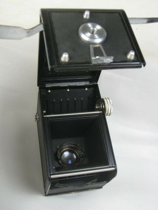 Vintage Peerflekta 2 Twin Lens Camera - Made in Germany USSR Occupied 8