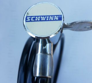 Vtg Schwinn Coiling Cable Bike Lock