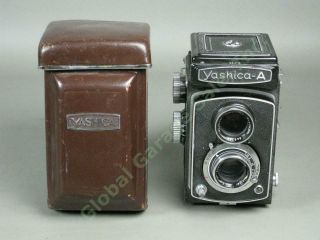 Vintage Yashica - A Tlr Medium Format Camera,  Yashimar 80mm F/3.  5 Lens