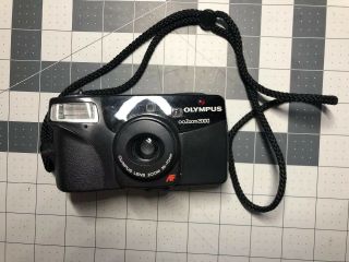 Vintage Olympus Infinity Zoom 2000 35mm Point & Shoot Flim 38 - 70mm Lens Camera