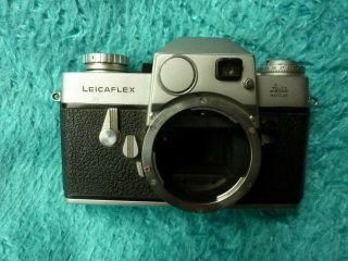 - Leitz Wetzlar Leicaflex 35mm Slr Camera Body,  Germany,  No 1167954 - -