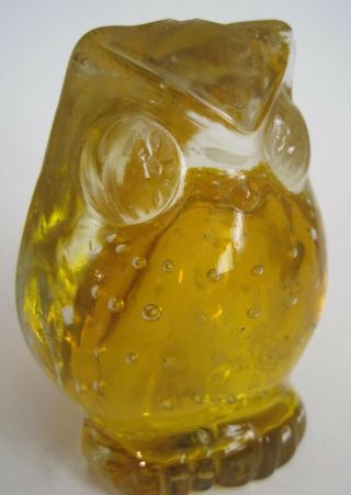 Vintage Art Glass Paperweight Owl Bird Controlled Bubbles Yellow Clear Cased