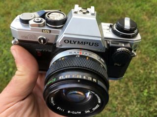 Vintage OLYMPUS OM - 10 Camera with Zuiko MC Auto - S f=50mm Lens JAPAN - VERY GOOD 2