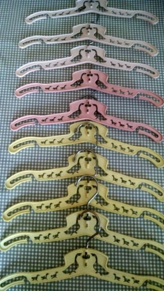 Vintage Baby Infant Hangers Set Of 10 Yellow And Pink Ducks Chicks Plastic