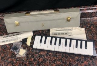 Vintage Hohner Melodica Piano 26 W/ Case Musical Instrument - Well