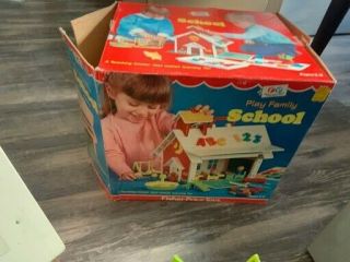 Vintage 1971 Fisher Price Little People School House Playground Playset & Box