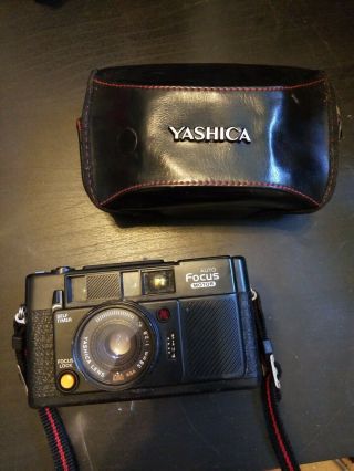 Vintage Yashica Auto Focus Motor 38mm F/2.  8 35mm Camera With Case Vtg Retro