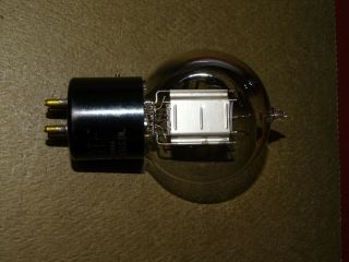 Western Electric Type 102F Tennis Ball Shaped Radio/Audio Tube 7