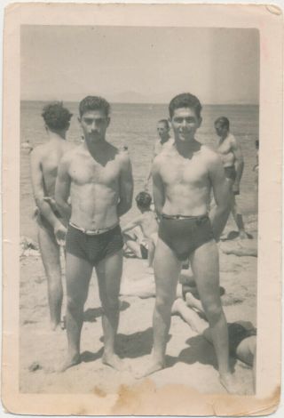 Gay Affectionate Vintage Photo Very Handsome Guys Boys Soldiers Bulge 1947 Body
