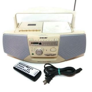 Sony Cd Radio Am/fm Cassette Corder Model Cfd - V35 Vintage With Remote