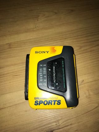 Vintage Sony Wm - Bf59 Sports Walkman Radio Cassette Tape Player Fm Am