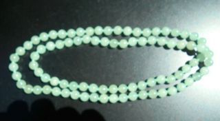 Vintage Pale Green Jade / Jadeite Bead Necklace Silk Strand Knotted 8 Mm 31 " 68g