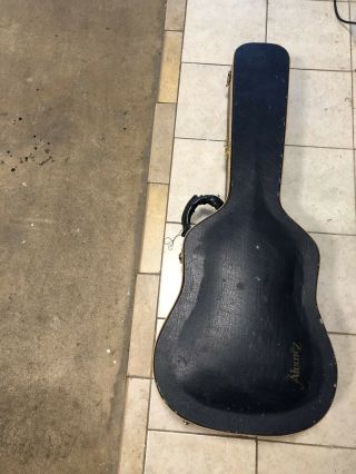 Vintage Alvarez Jumbo Acoustic Guitar Hard Case Needs Tlc