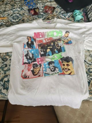 Vintage 1989 Kids On The Block T Shirt Size L Hangin Tough
