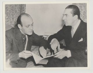 Bela Lugosi Candid Shot With Director And Script Vintage 8x10 Movie Still