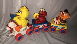 Vintage Tyco Sesame Street Train Set Pull Toy Big Bird Elmo Ernie Music Baby Toy