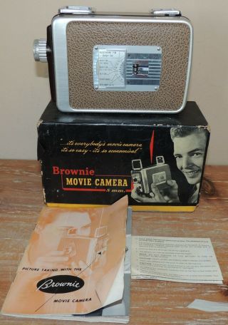 L@@k Vintage Kodak Brownie 8mm Movie Camera 13mm F/2.  3 Lens Usa Made Box Instru