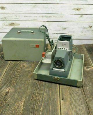 Vintage Argus 300 Slide Projector In Carrying Case W/ Kodachrome Slides Bundle 3