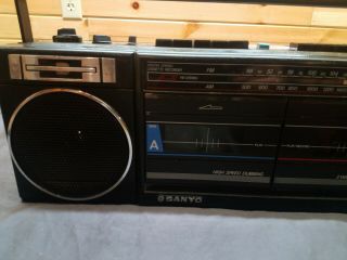 Sanyo M W703 Vintage Boombox Cassette Player Radio 2