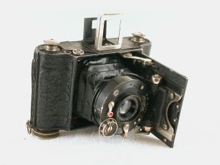 Voigtlander Perkeo 3x4 1932,  5.  5cm 4.  5 Skopar Lens,  Embezet Shutter,  Poor