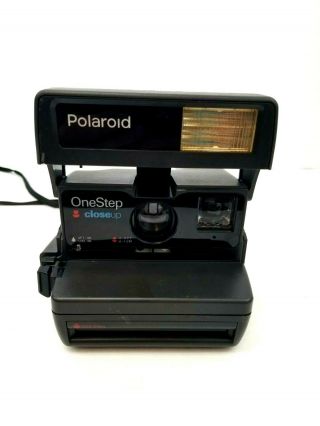 Vintage Polaroid One Step Close Up 600 Instant Film Camera With Strap Pre - Owned