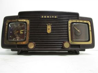 Vintage Zenith Tube Radio Model L520 Powers On/makes Sound Parts/repair